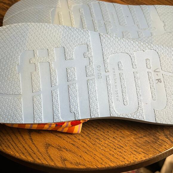 FitFlop Yinka Ilori Iqushion Slides Orange Blue Size 8.5 Water Resistant Beach - Picture 11 of 13